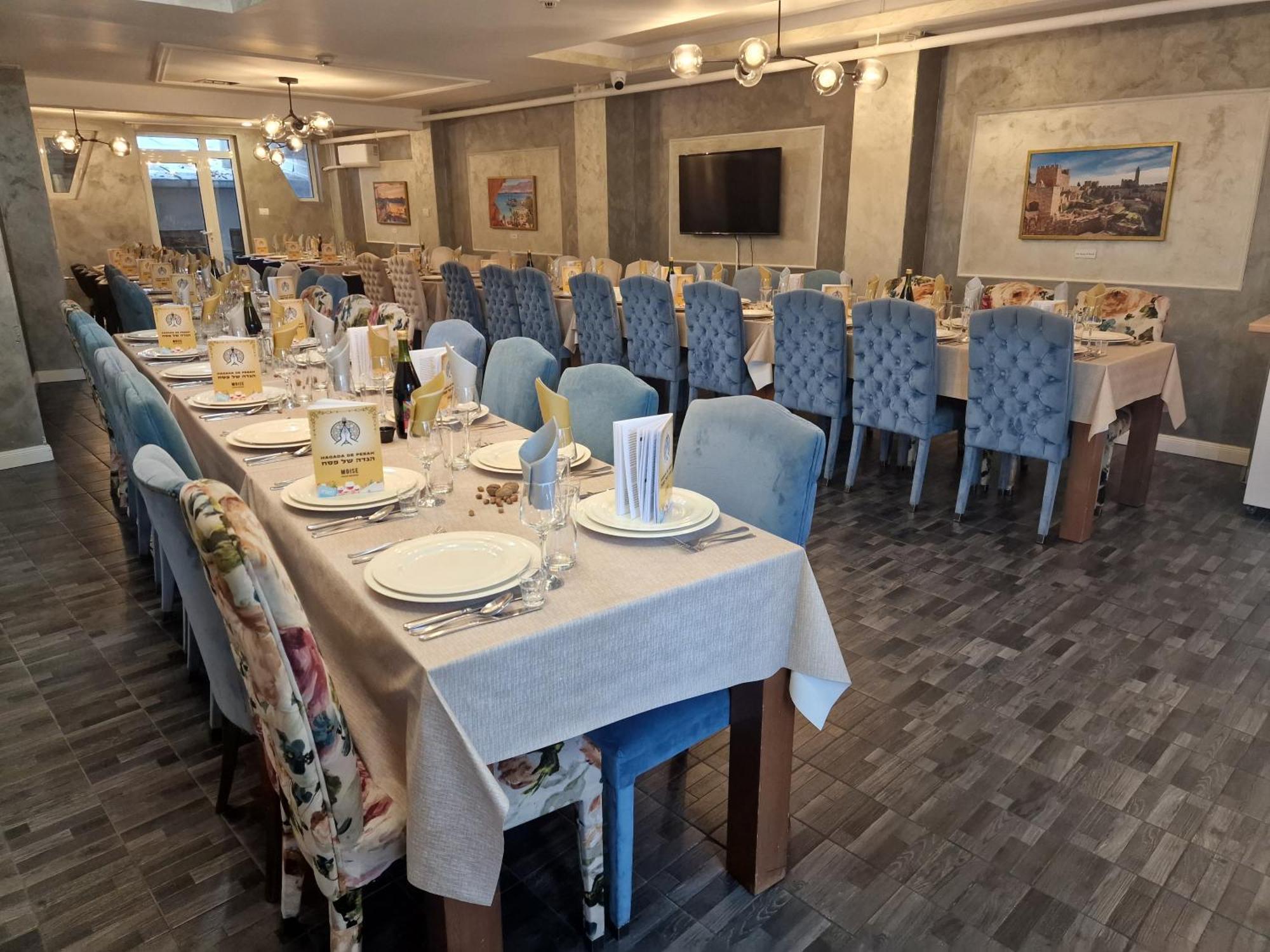 Moise House - Kosher Aparthotel Bucarest Esterno foto